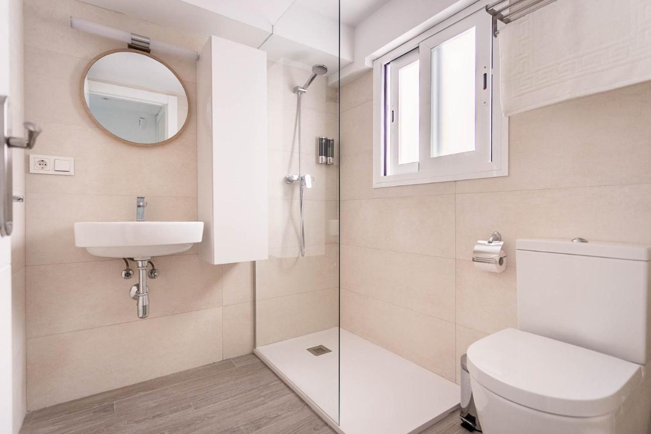 Style & Design By Sevillaluxurysuites Extérieur photo