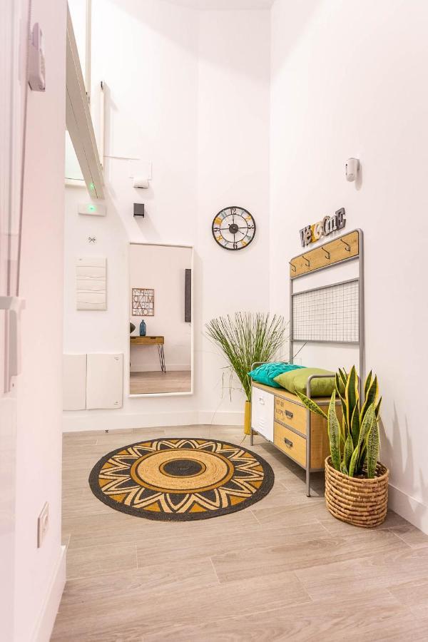 Style & Design By Sevillaluxurysuites Extérieur photo